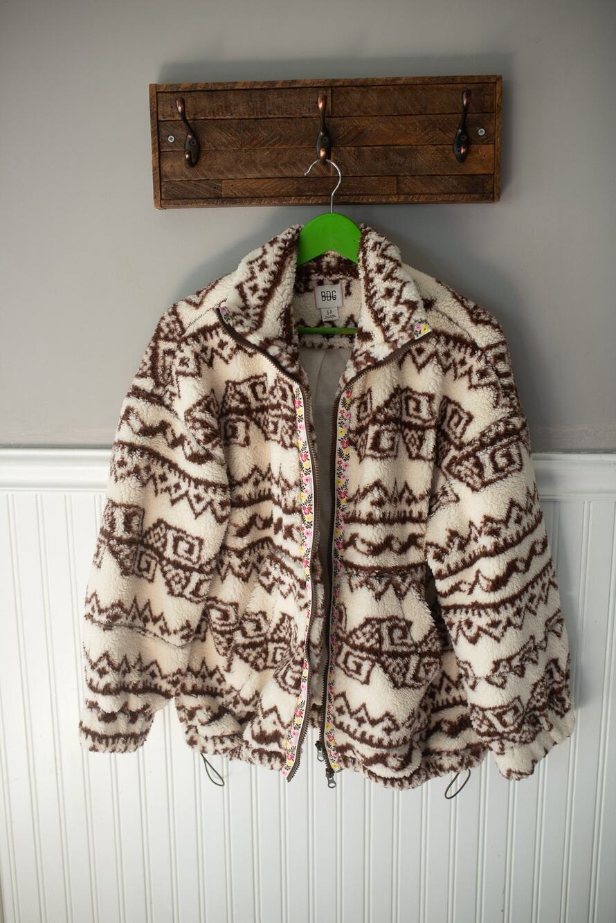 Urban Outfitters BDG Mae Printed Piled Fleece Zip-Up Jacket Small